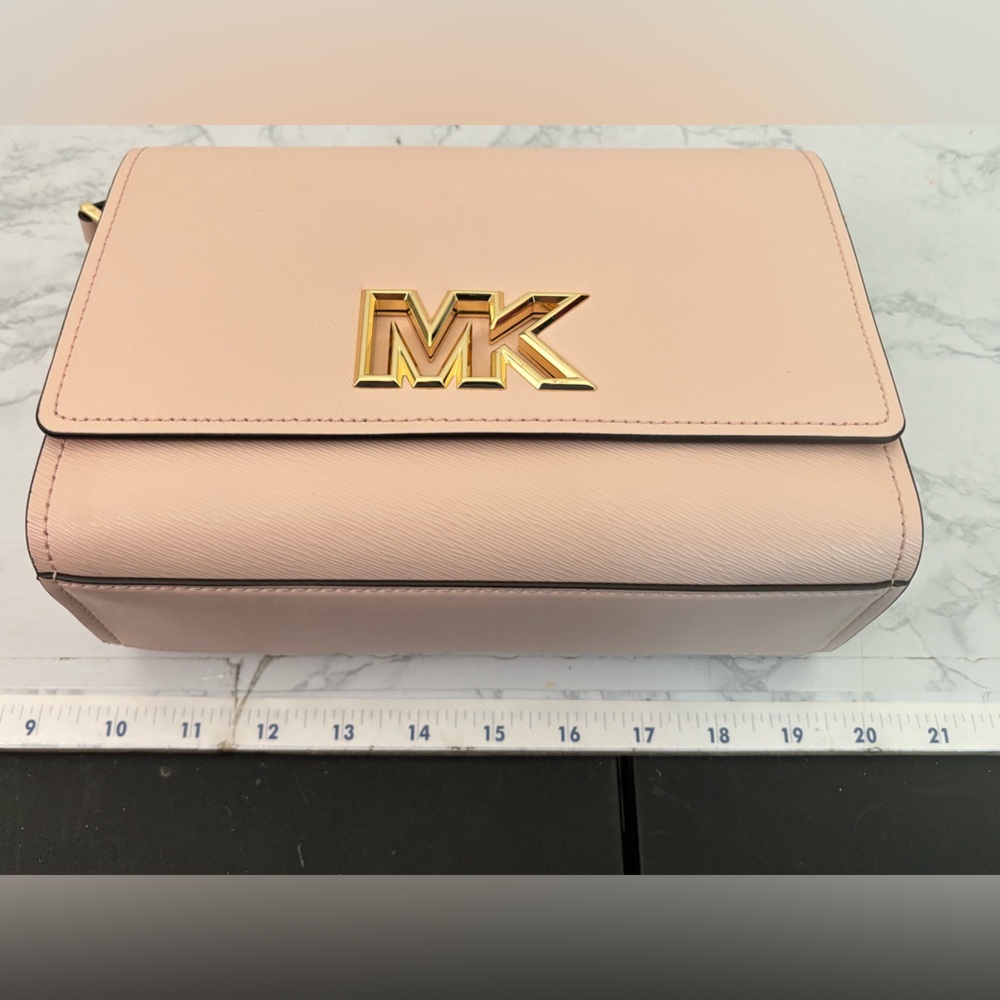 Michael Kors Pink Blush Crossbody Purse Shoulder Bag 9x7x3 Hard Leather NWOT - Picture 2 of 11